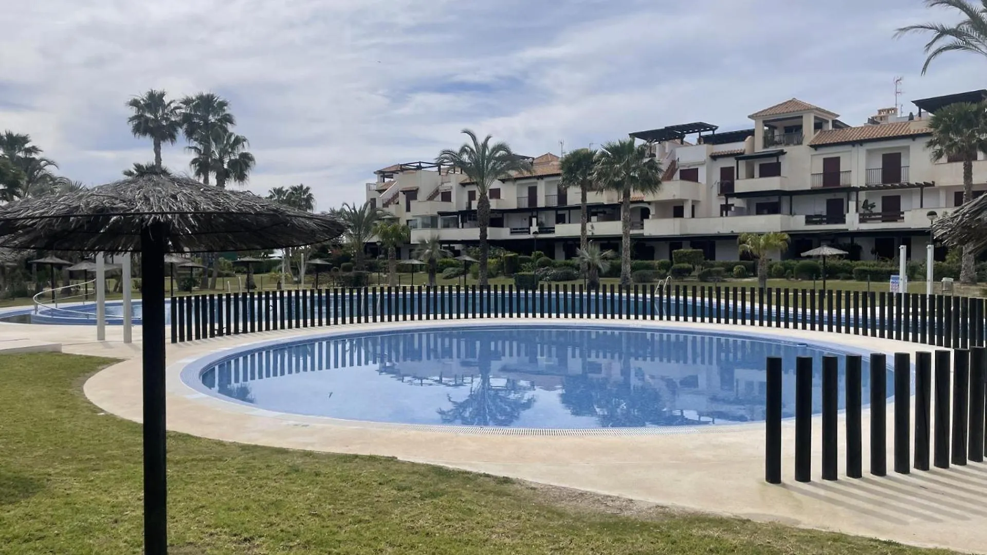 Atico Nuevo Vera Solarium Urbanizacion A Pie De Playa